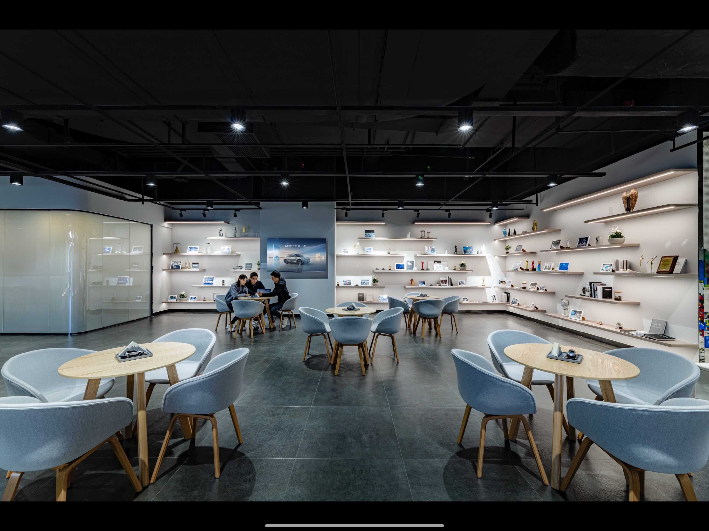 ARCFOX Beijing Sanlitun Experience Center
